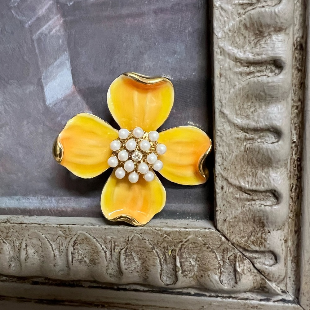 🌼Monet Yellow and Orange Flower Brooch